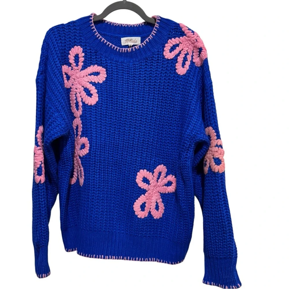 Listicle - Royal Blue Knit sweater with Coral knit Flowers - NWT - size M - Picture 1 of 10